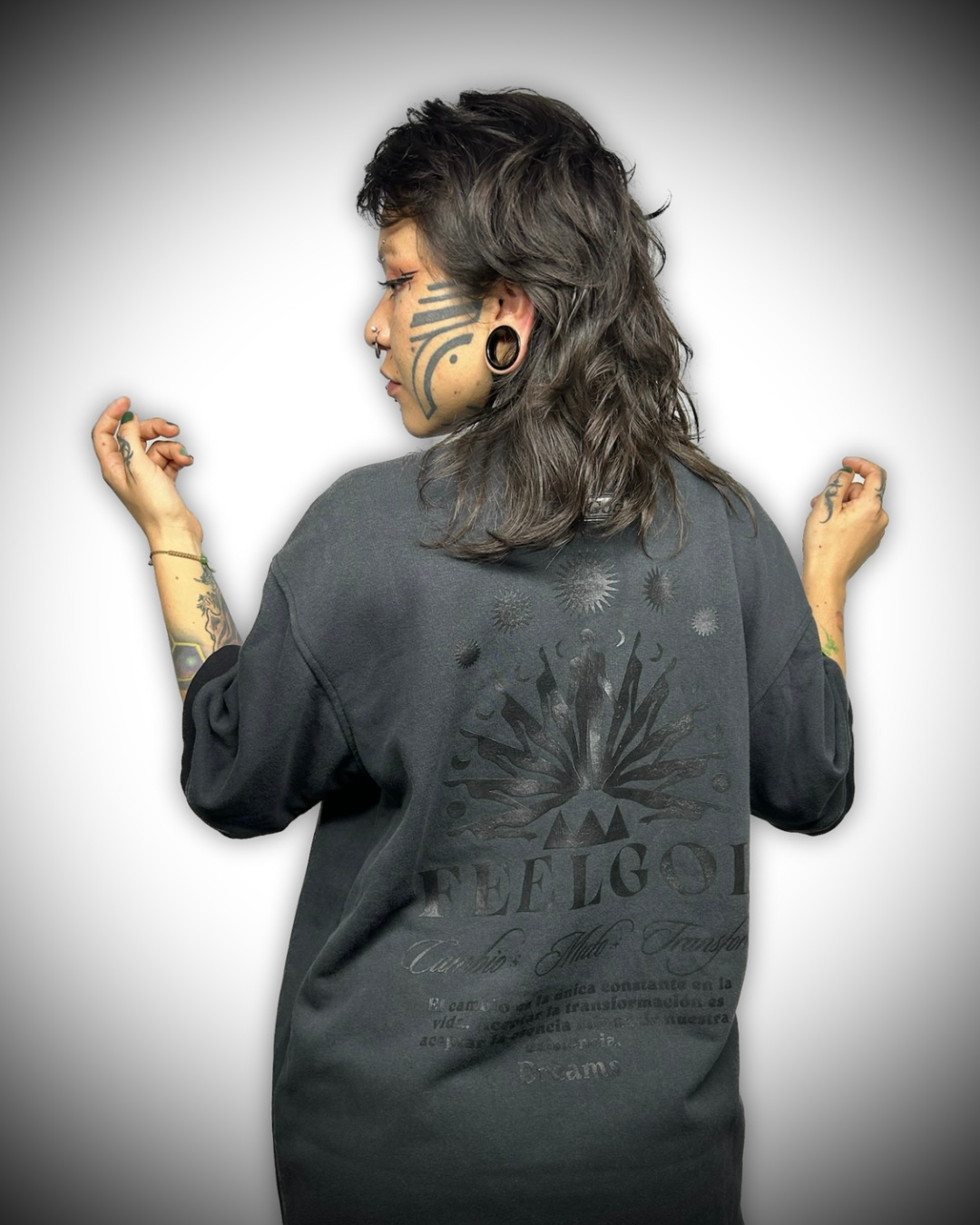 Camiseta Oversize Negra - Dreams Collection.