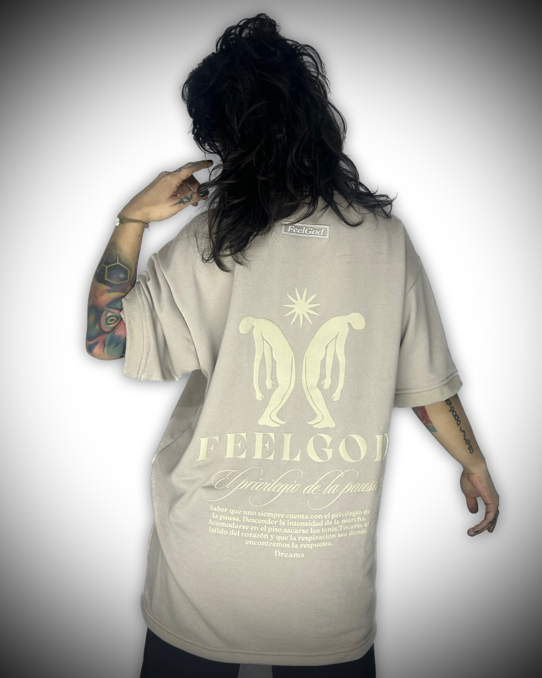 Camiseta Beige Oversize - Dreams Collections