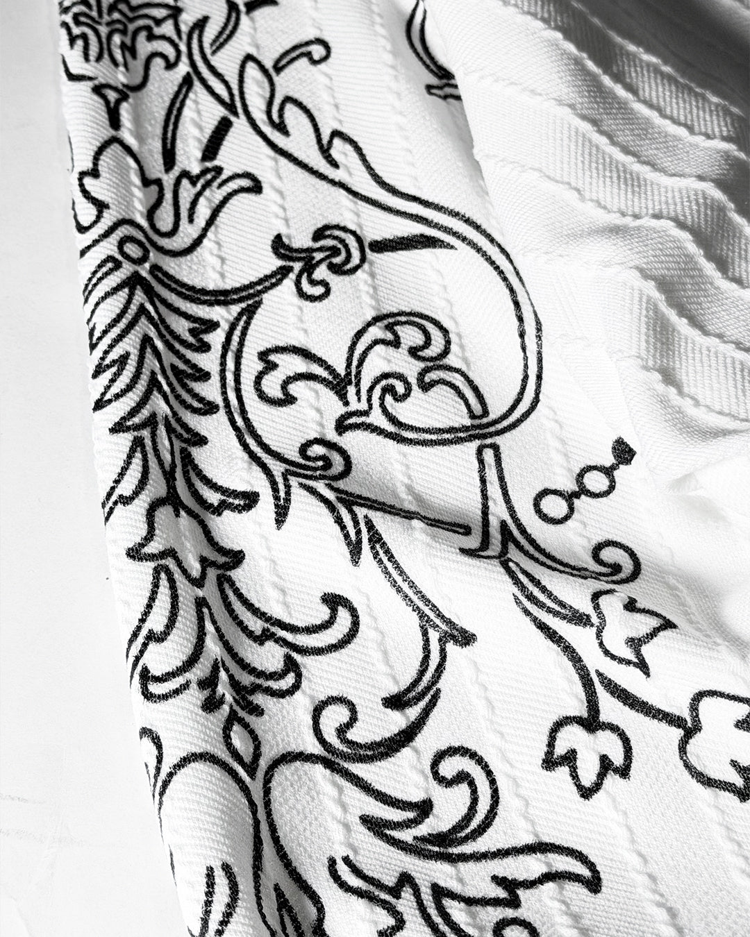 BLUSA ORNAMENTO — BLANCA
