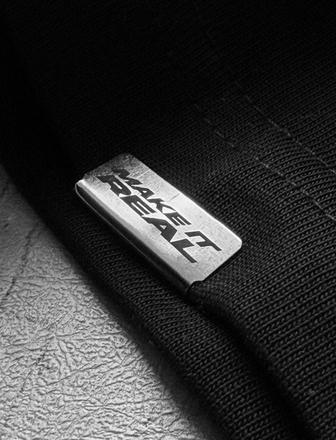 LONGSLEEVE MAKE IT REAL