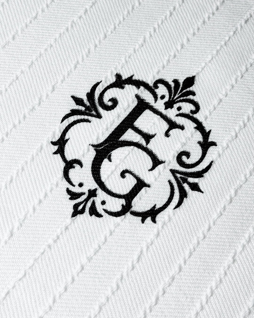 BLUSA ORNAMENTO — BLANCA