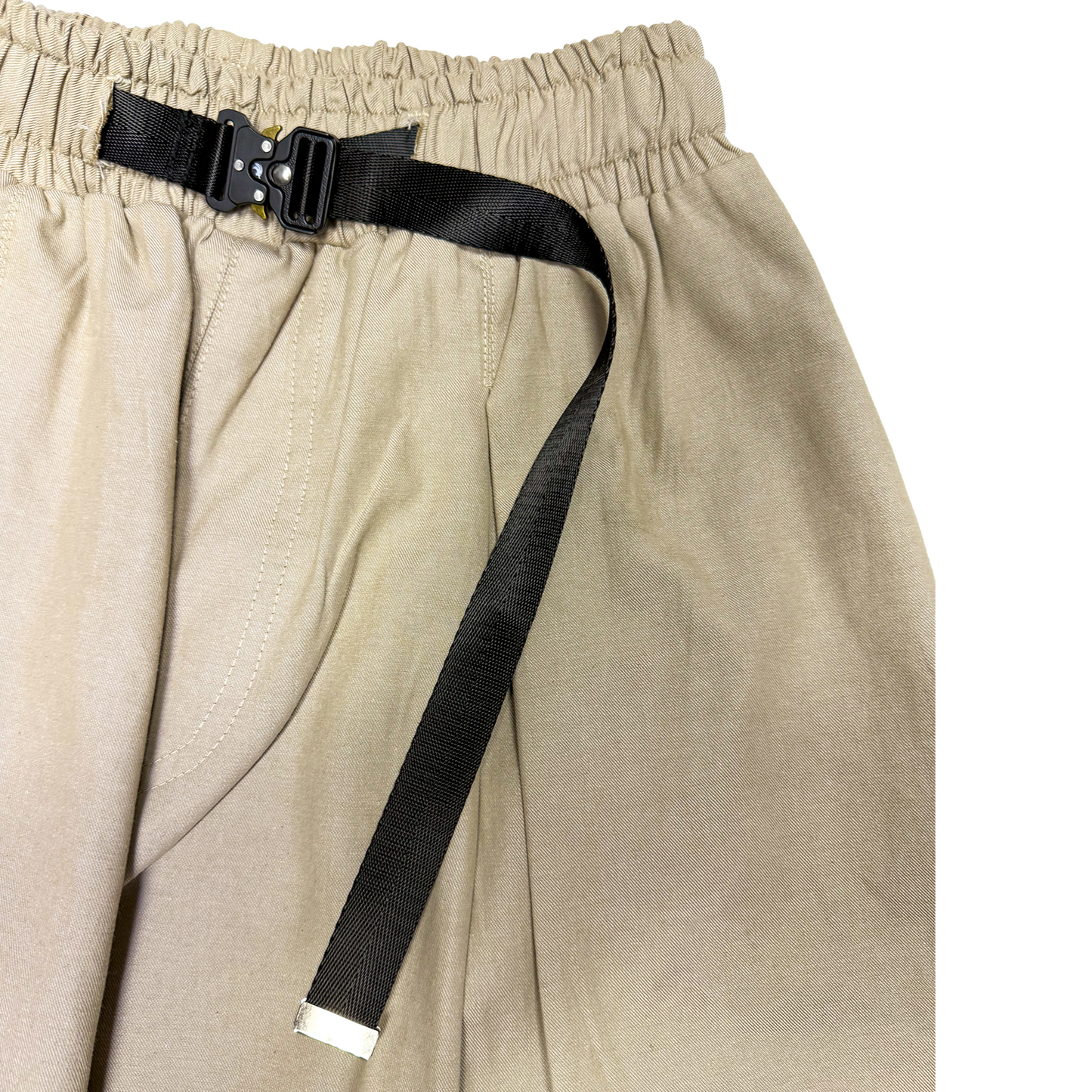 PANTALÓN BEIGE CARGO GENOMA