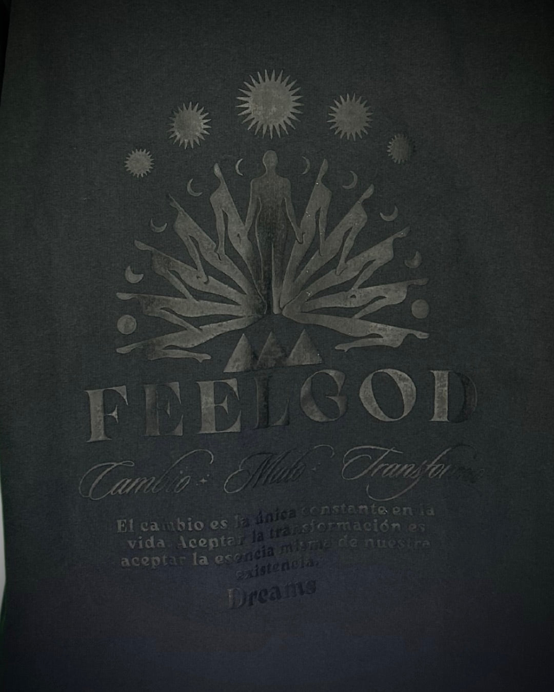 Camiseta Oversize Negra - Dreams Collection.